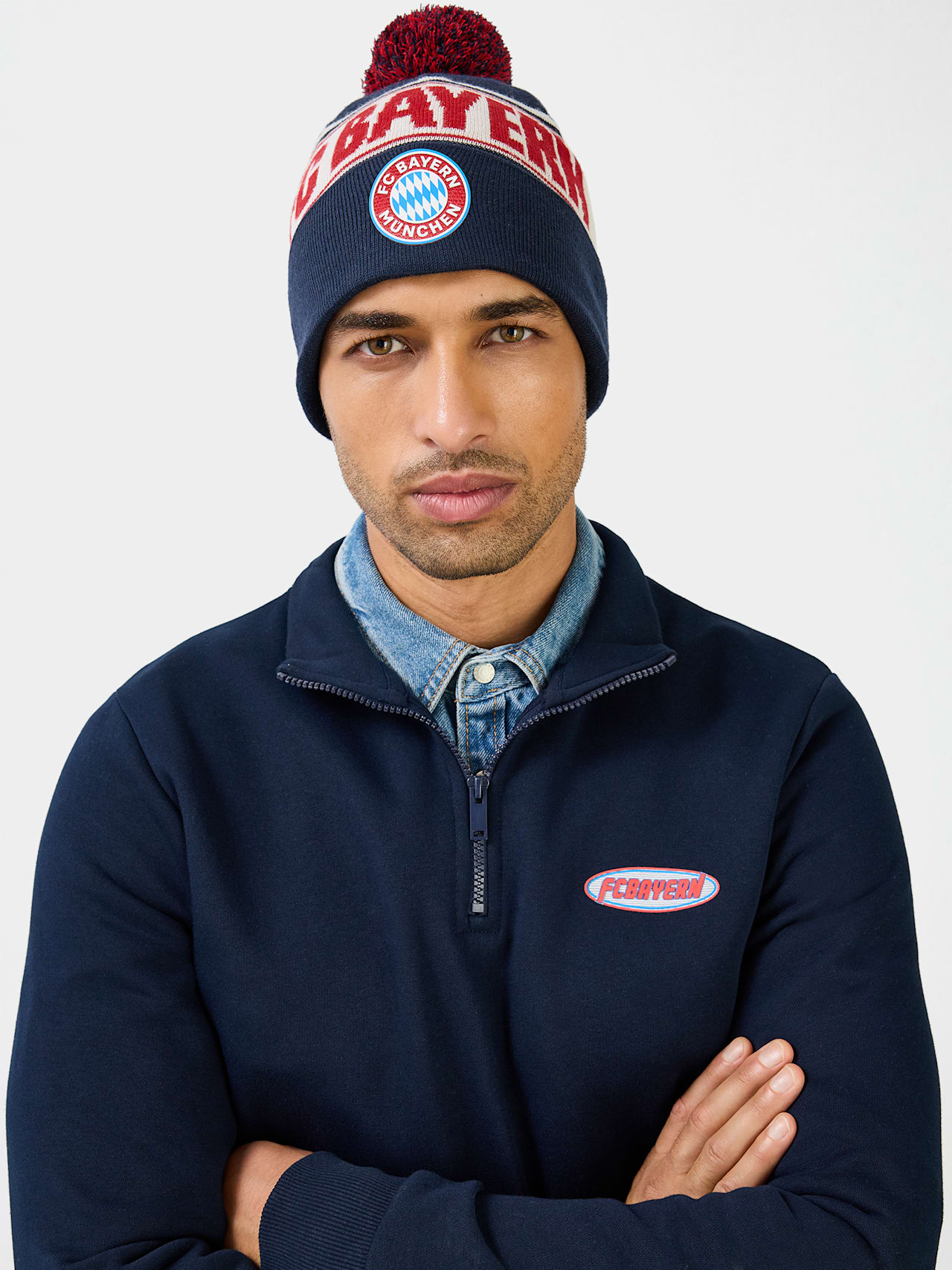 Bobble Hat Logo detail 3