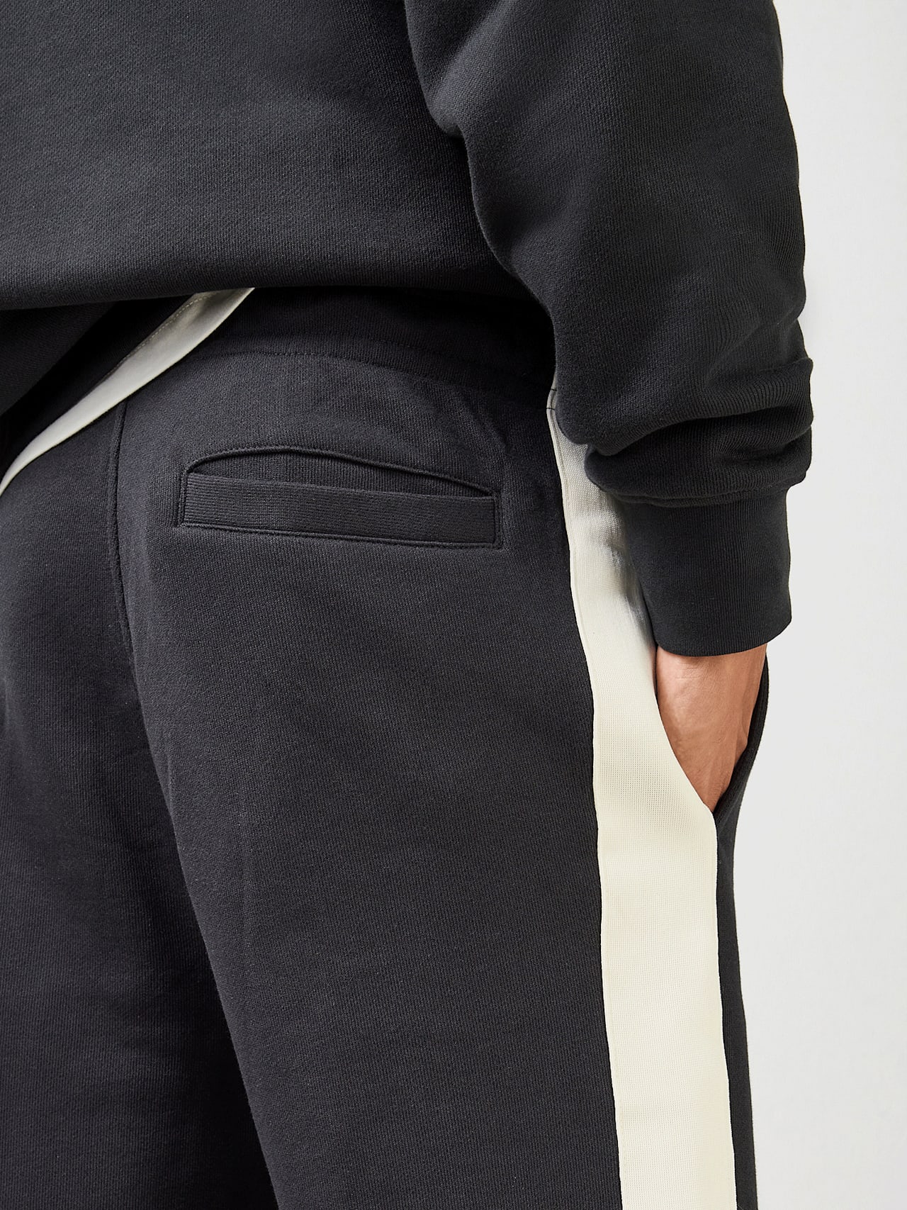 Pantalón corto de chándal Munich detail 7