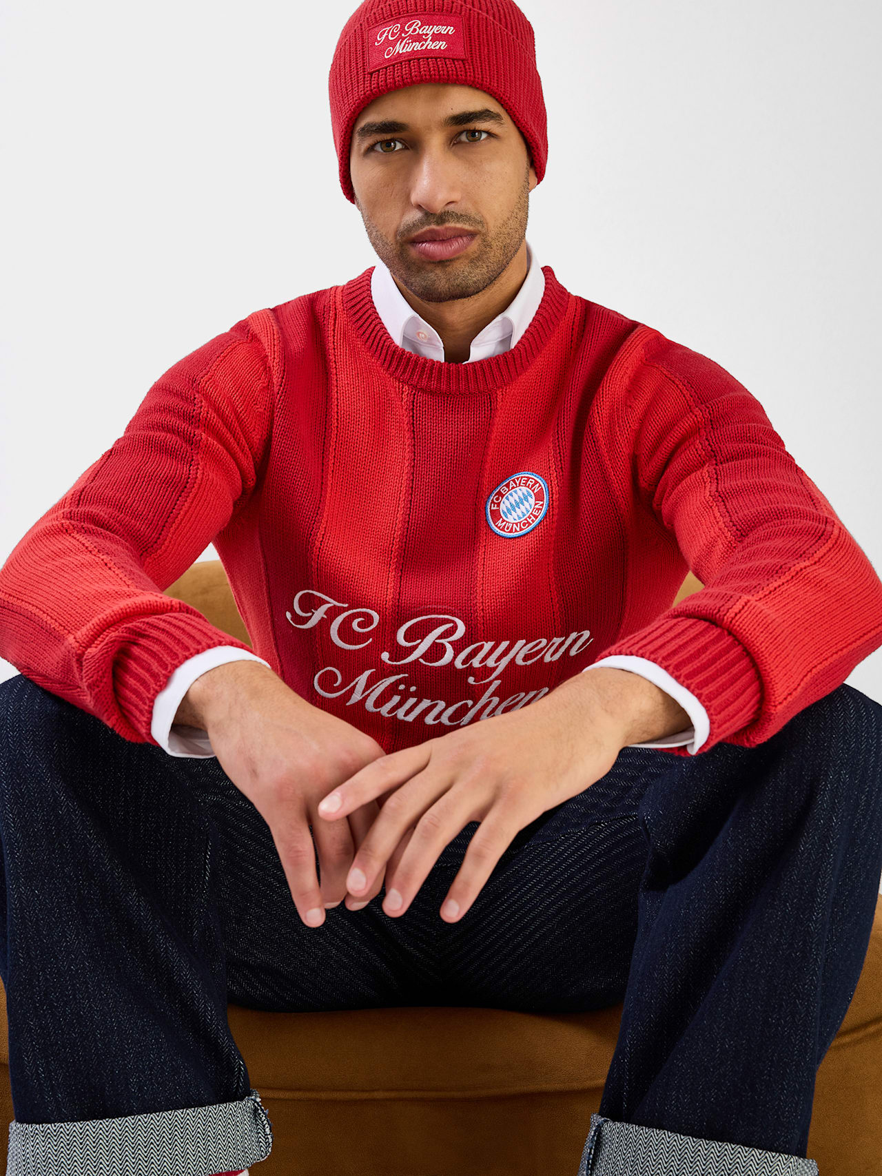 Knitted Sweater for Winter detail 4