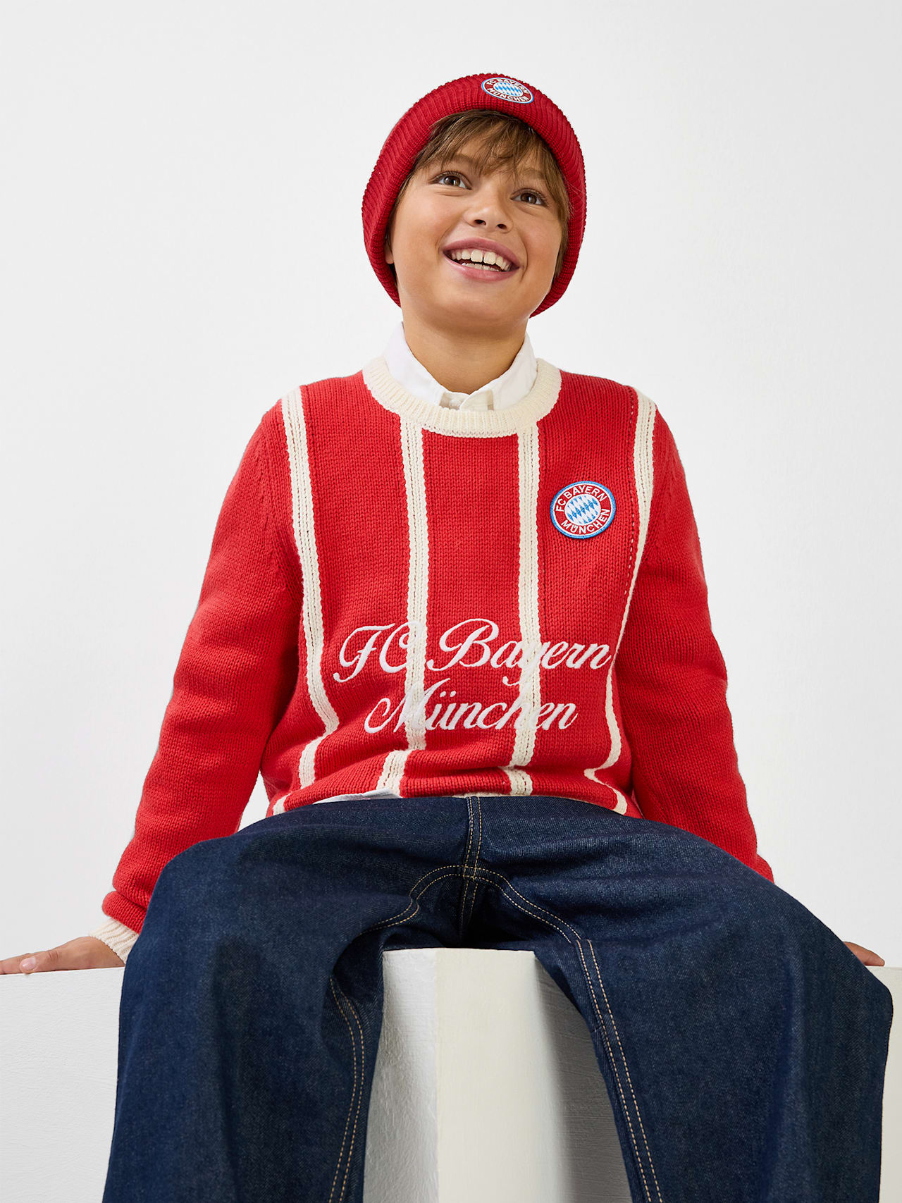 Knitted Sweater for Winter detail 4
