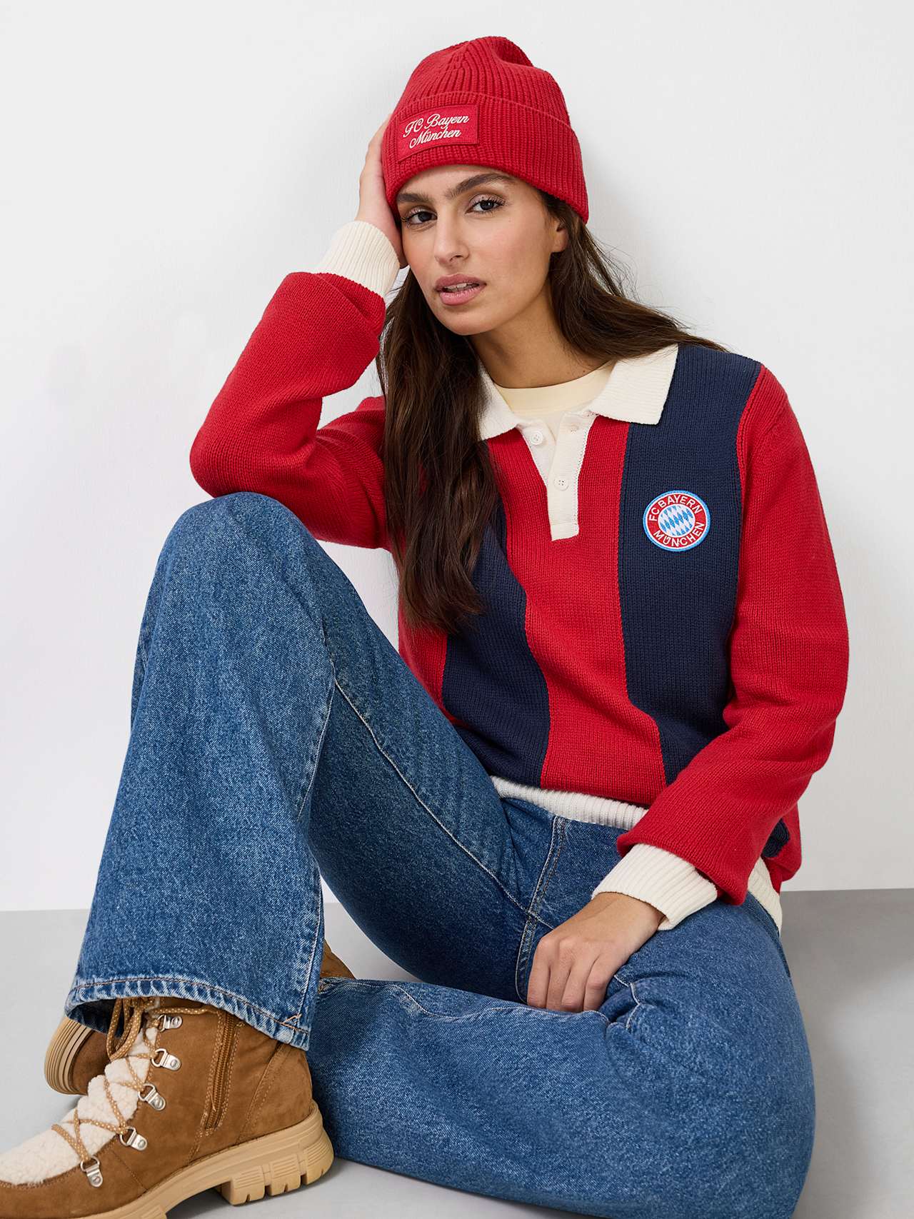 Knitted Sweater for Winter detail 4
