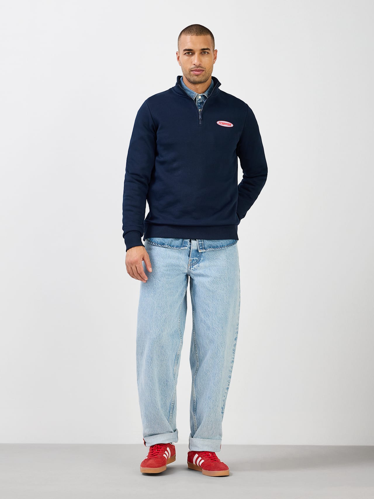 Half-Zip Top Season detail 3