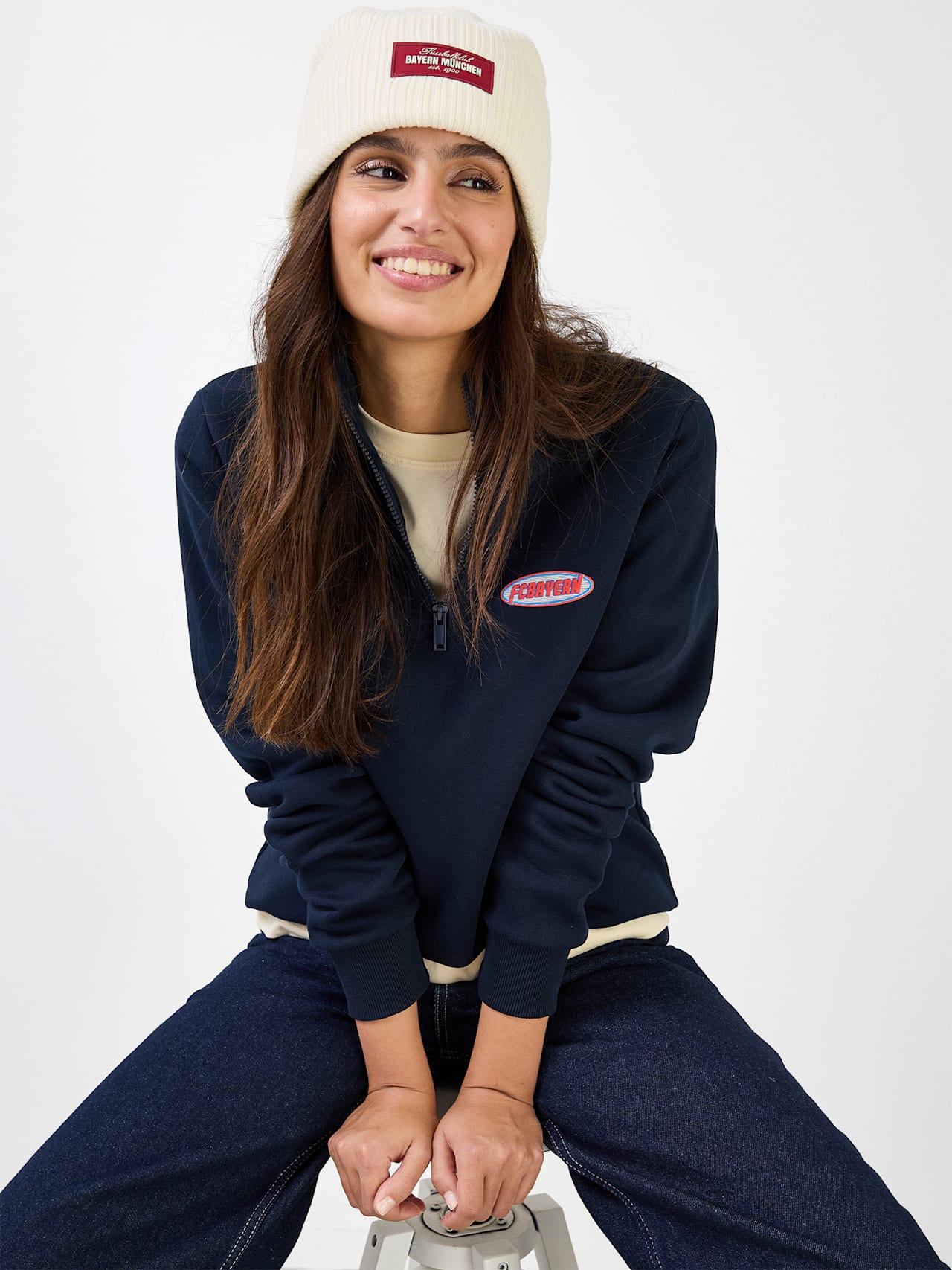 Half-Zip Top Season detail 4