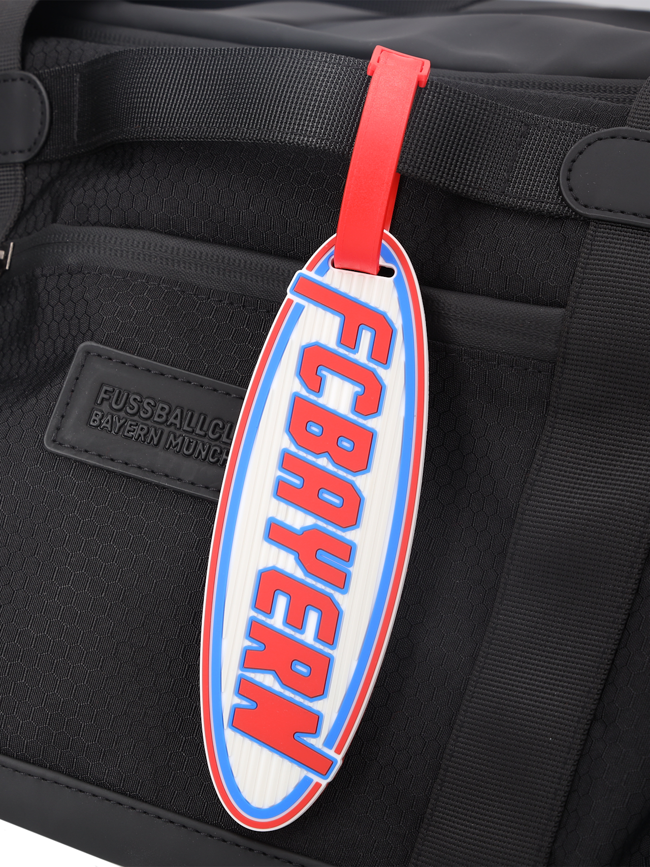 Luggage Tag Season detail 3
