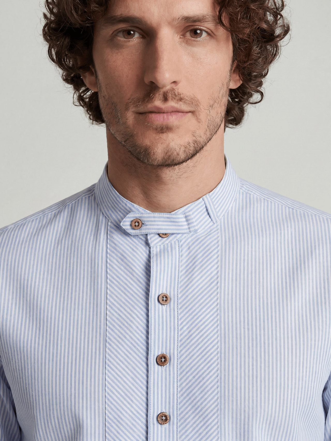 Camisa estilo bávaro detail 3