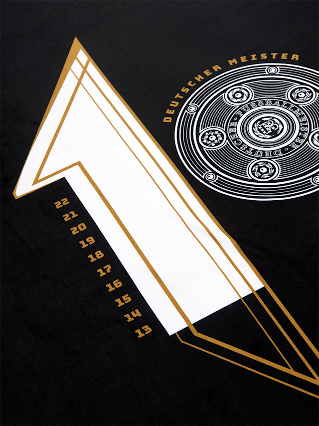 German Champion 2022 fleece blanket Official FC Bayern Munich Store