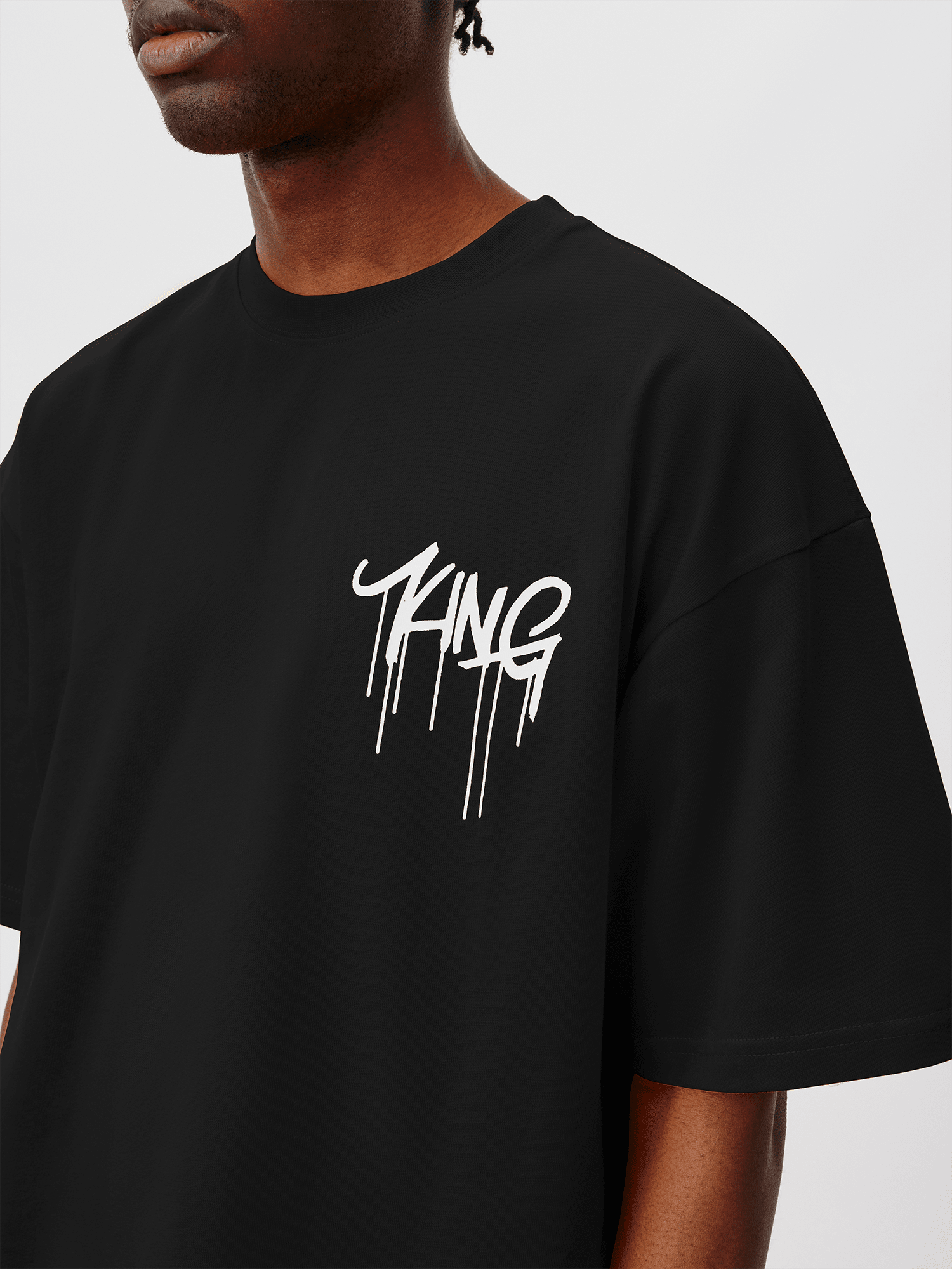 Men Oversized T-Shirt King black | Official FC Bayern Munich Store