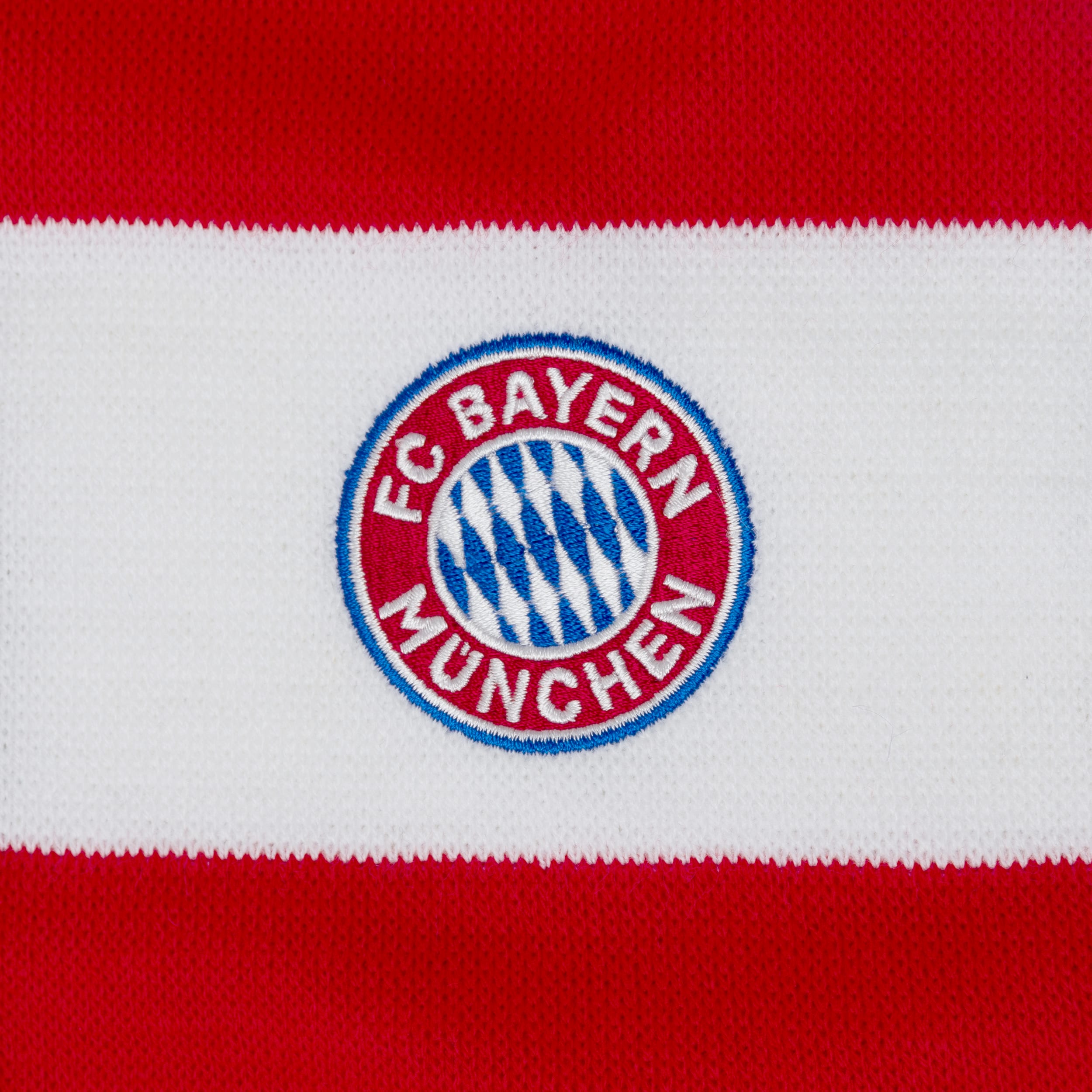 unisex-classic-scarf-official-fc-bayern-munich-store