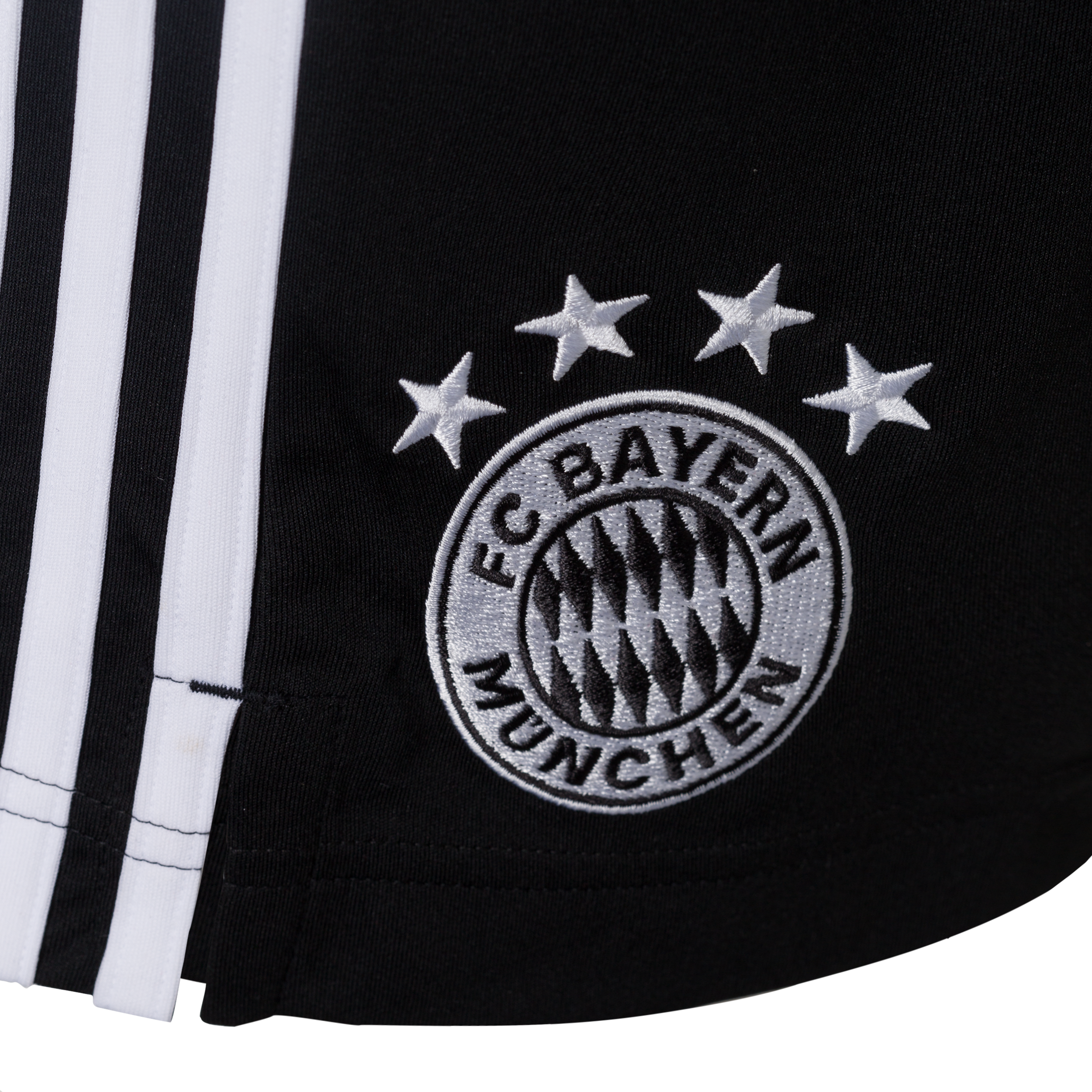 FC Bayern Champions League Shorts 19/20 Herren XL FC Bayern Champions League Shorts 19/20 Herren XL