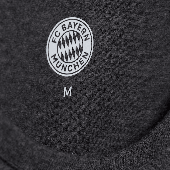 T-Shirt Logo T-Shirt Logo