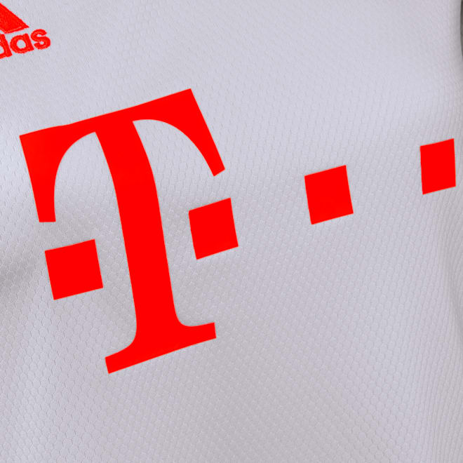 FC Bayern Damen Trikot Away 20/21 FC Bayern Damen Trikot Away 20/21