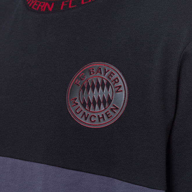 Kinder T-Shirt Black & Red Kinder T-Shirt Black & Red
