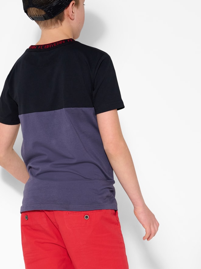 Kinder T-Shirt Black & Red Kinder T-Shirt Black & Red