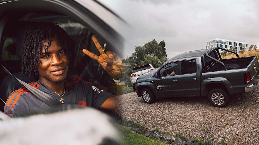 FC Bayern Word Squad-Kapitaen Daniel Francis bei der VW Driving Experience
