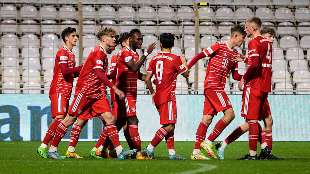 FC Bayern Amateure, Hyunju Lee