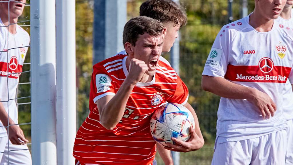 Die U17 des FC Bayern im Spiel gegen den VfB Stuttgart.