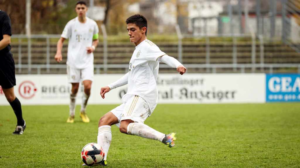Matteo Perez Vinlöf, FC Bayern U19