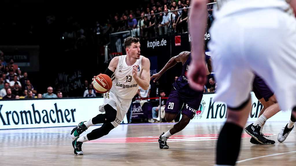 Andi Obst konnte in Göttingen mitwirken - trotz Verletzung aus dem zweiten Spiel