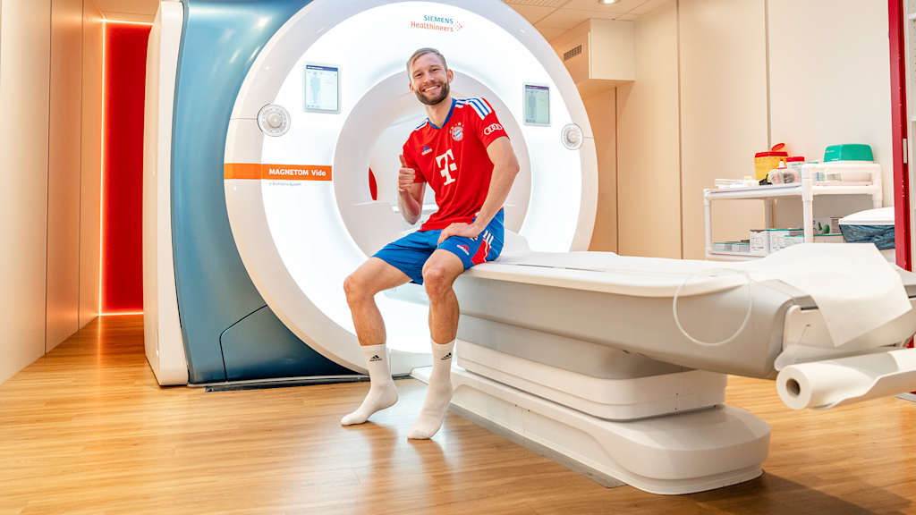 Konrad Laimer medical FC Bayern