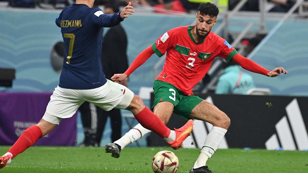 Noussair Mazraoui, Marruecos