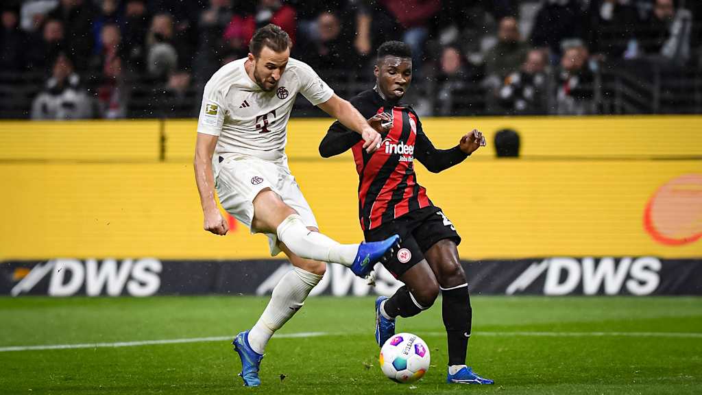 jugada partido Bundeslig Eintracht Frankfurt FC Bayern