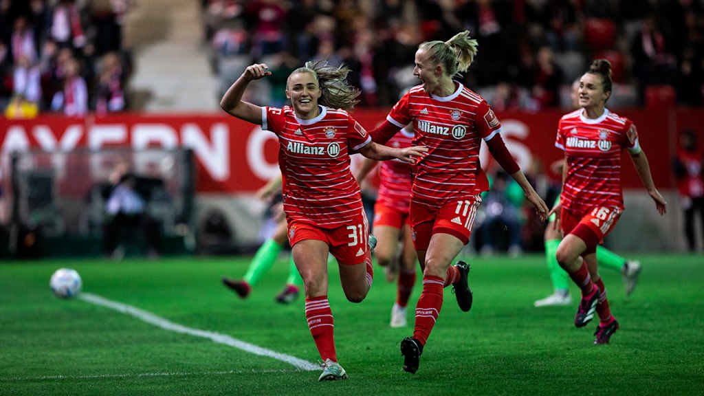 Georgia Stanway bejubelt ihren Siegtreffer gegen den VfL Wolfsburg