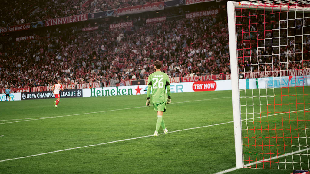 Sven Ulreich Champions League duelo contra Manchester United