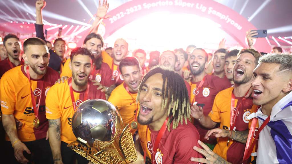 Sacha Boey, Galatasaray, champion, title