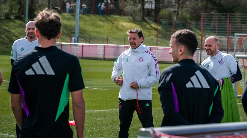 Holger Seitz während einer Trainingseinheit mit den FC Bayern Amateure.