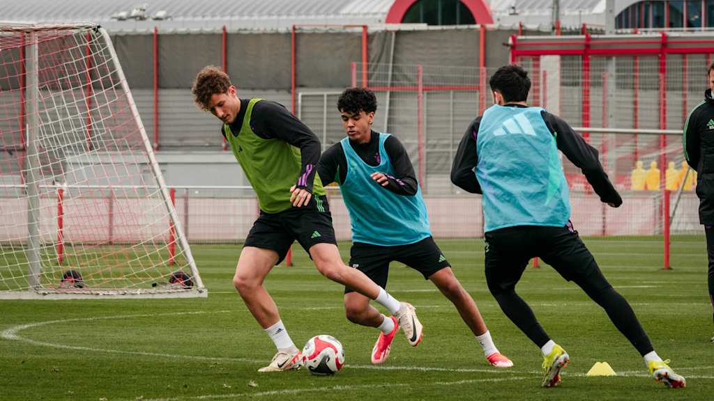 Manuel Pisano im Training der FC Bayern Amateure