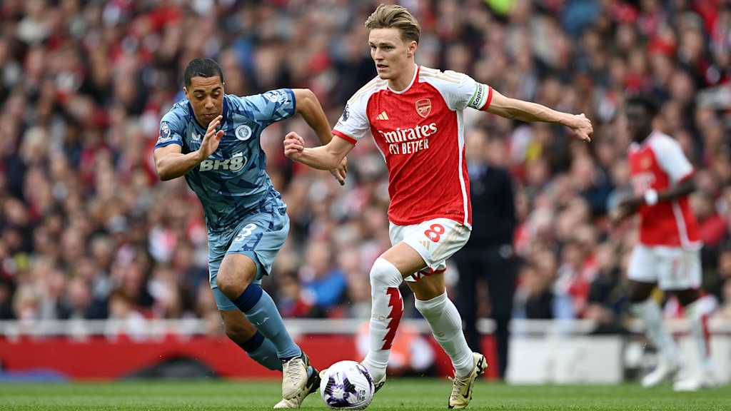 Match shot Arsenal versus Aston Villa