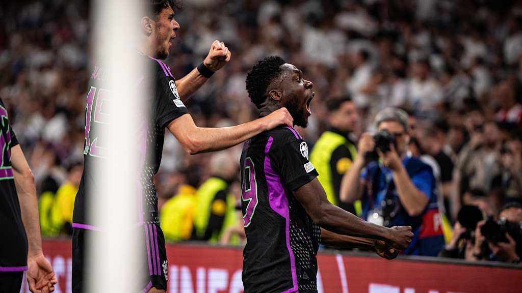 Alphonso Davies, celebration, FC Bayern