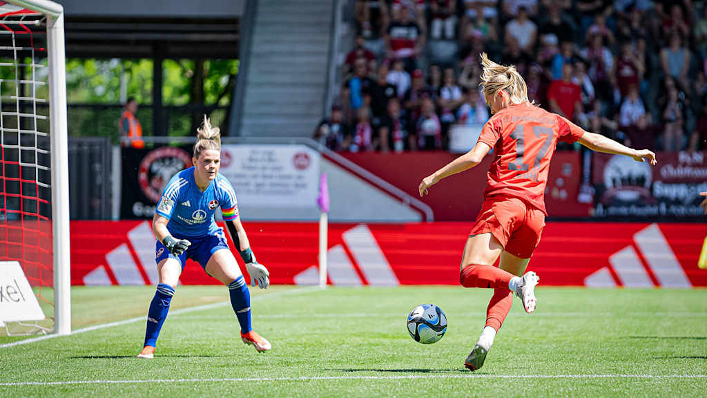 Klara Bühl twice set up Pernille Harder in the first half.