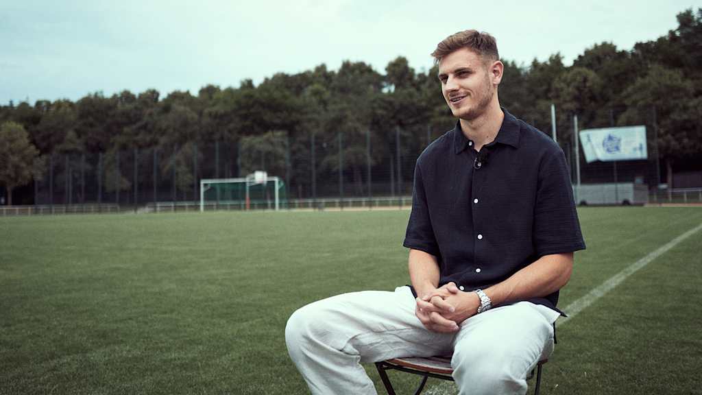 Josip Stanišić ampliacion contrato FC Bayern