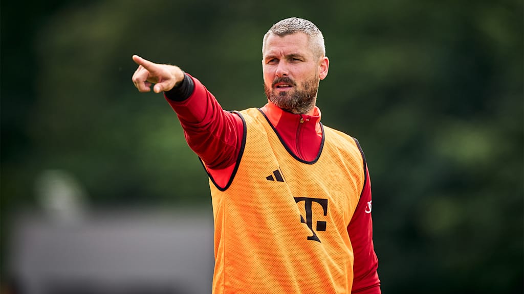 Andreas Rössl joins the team of professional goalkeeping coaches for the new season.