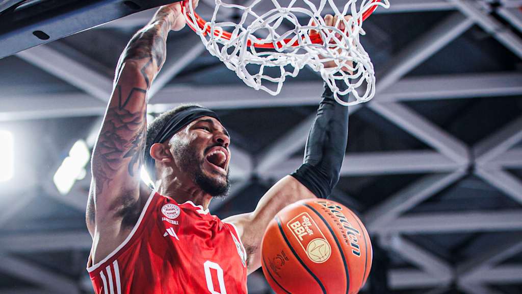 Nick Weiler-Babb and FC Bayern Basketball are set for their premiere in the SAP Garden.