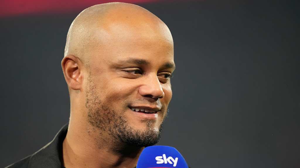 FC Bayern coach Vincent Kompany after the match against VfB Stuttgart
