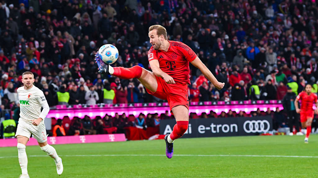 Harry Kane con su hábil gol para hacer el 3-0 definitivo