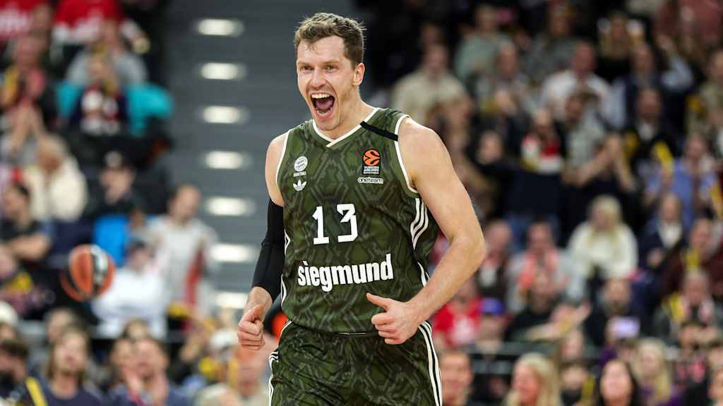 Die Bayern und Andi Obst bleiben weiterhin ungeschlagen im SAP Garden