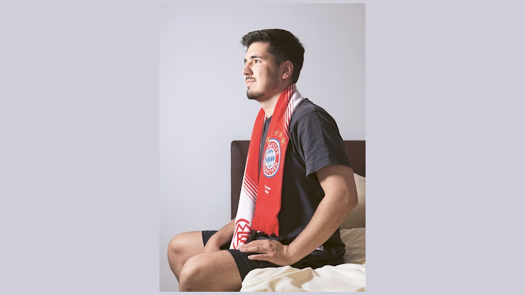 Thomas Müller, de 22 años, es austriaco y estudia ingeniería de automoción en Múnich. Es socio del Bayern desde 2023.