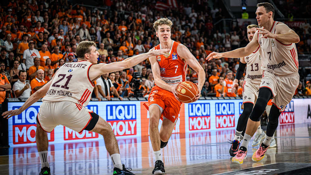 Tobias Jensen, Dribbling