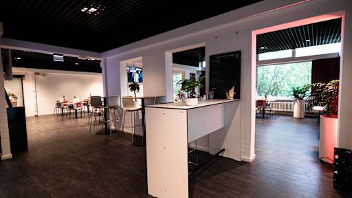 Impressionen aus der Business Lounge des FCBB