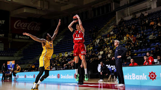 Bilder vom EuroLeague-Spiel bei Maccabi
