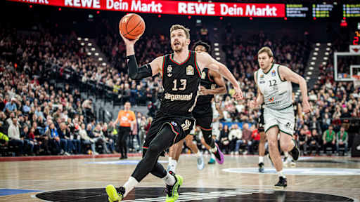 Andi Obst Zug zum Korb