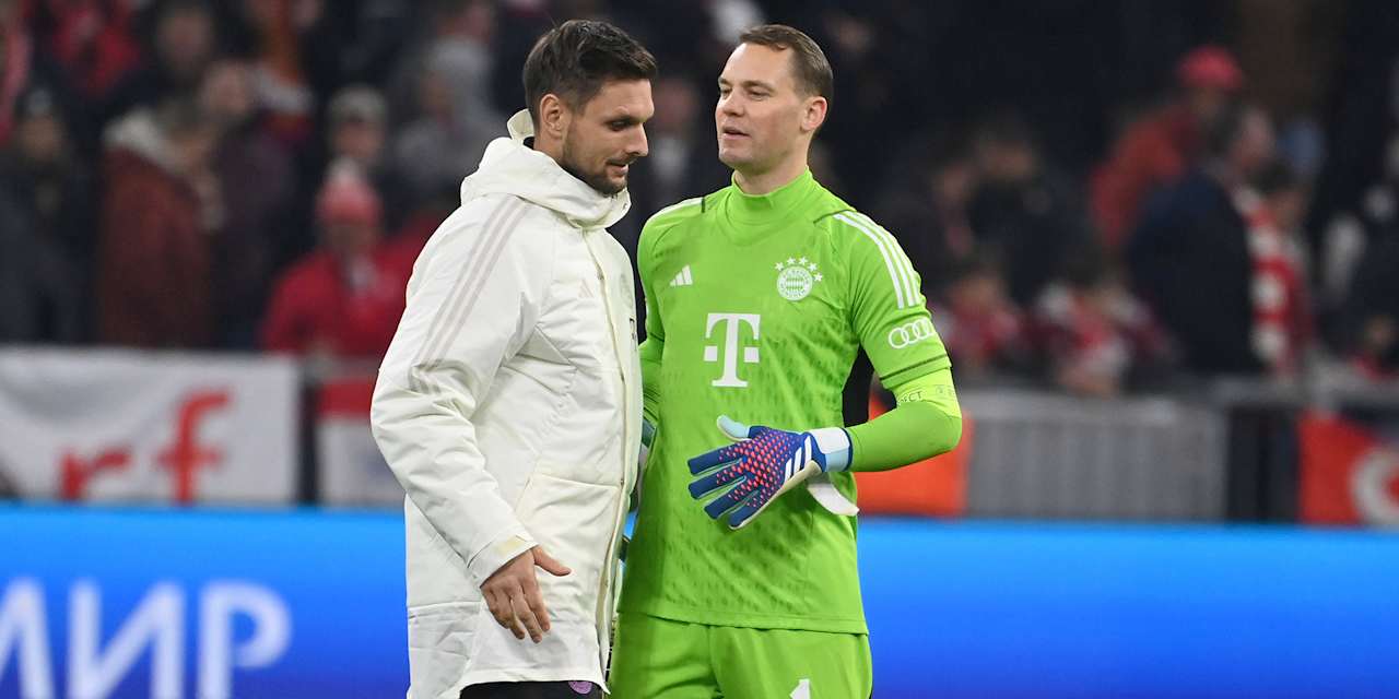 Die FC Bayern-Torhüter Manuel Neuer und Sven Ulreich
