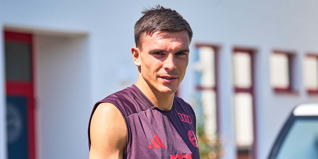 Joao Palhinha läuft auf den Trainingsplatz des FC Bayern