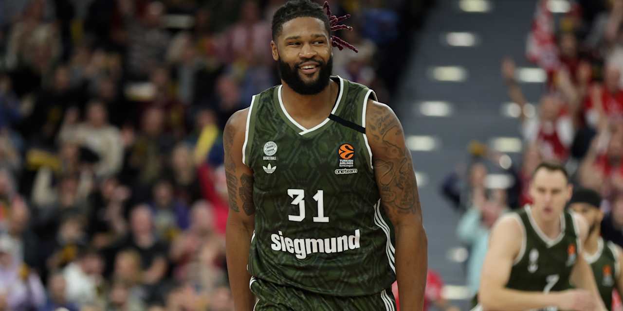 Devin Booker vise à obtenir la troisième victoire à l'extérieur en EuroLeague avec le FC Bayern à Monaco.