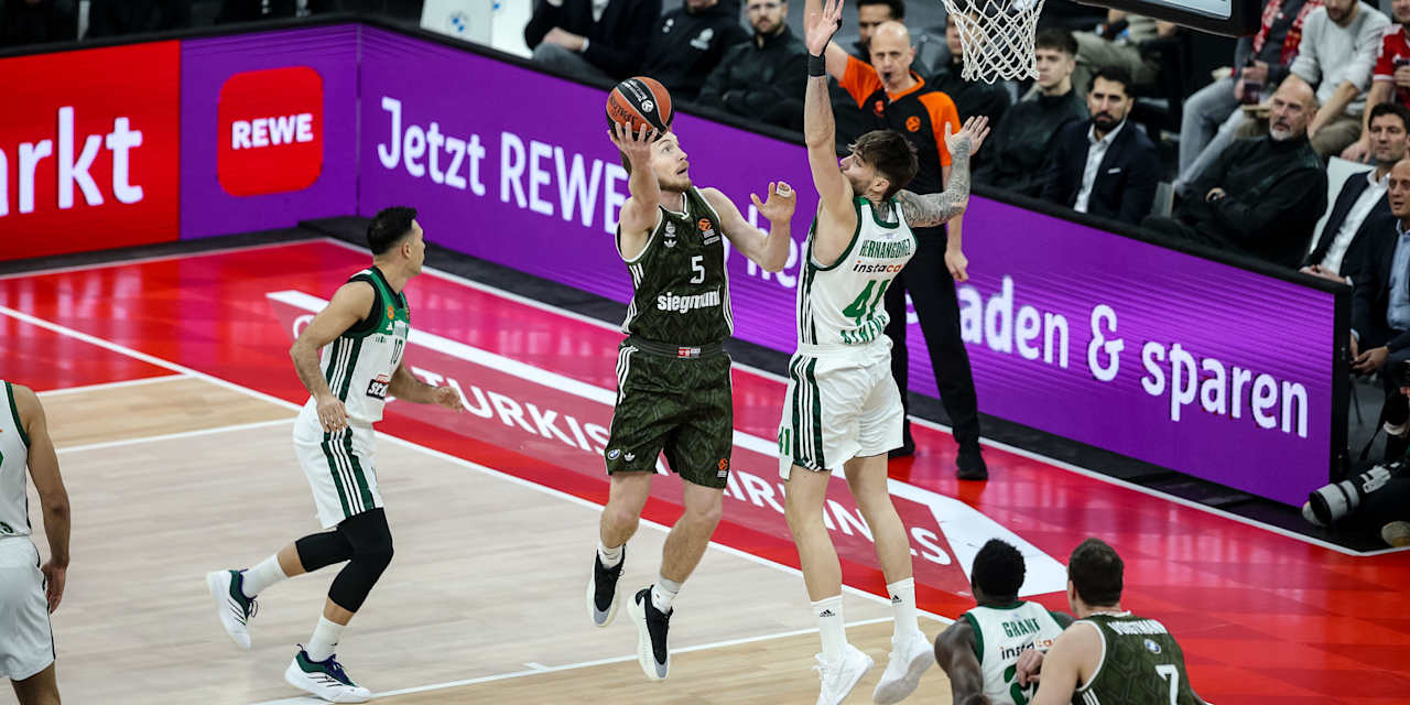 Ο Niels Giffey και η FCBB έχασαν για πρώτη φορά στο SAP Garden