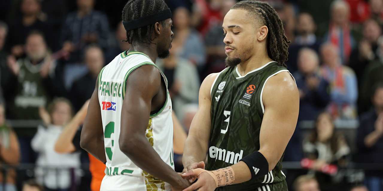Buvęs „Bayern“ žaidėjas Sylvianas Francisco (kairėje) priima „FC Bayern Basketball“ su „Zalgiris Kaunas“, o žaidimo dienos MVP Carsenas Edwards žaidžia už Miuncheną.