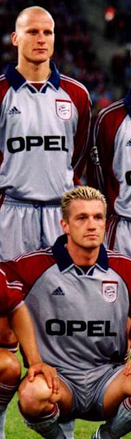 h.R.v.l. Markus Babbel, Stefan Effenberg, Carsten Jancker, Mario Basler, Thomas Linke, Lothar Matthäus; v.R.v.l.: Jens Jeremies, Giovane Elber, Thomas Strunz, Bixente Lizarazu, Oliver Kahn